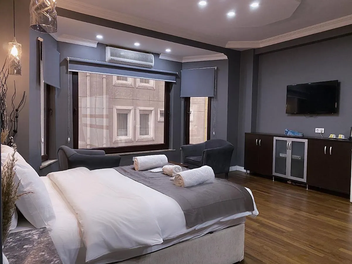 Pera Line Suite Стамбул 2*,  Турция