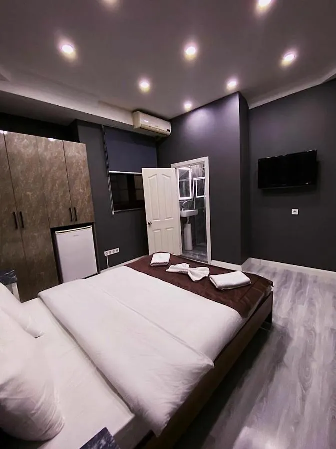 Pera Line Suite Стамбул Отель