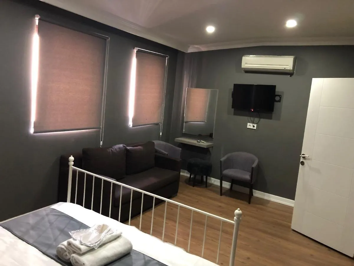 Pera Line Suite Стамбул