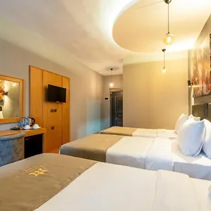 3* Отель Monezza Avcilar